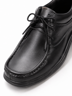 NOBLE Classic Moc Toe Lace-Up Casual Shoe