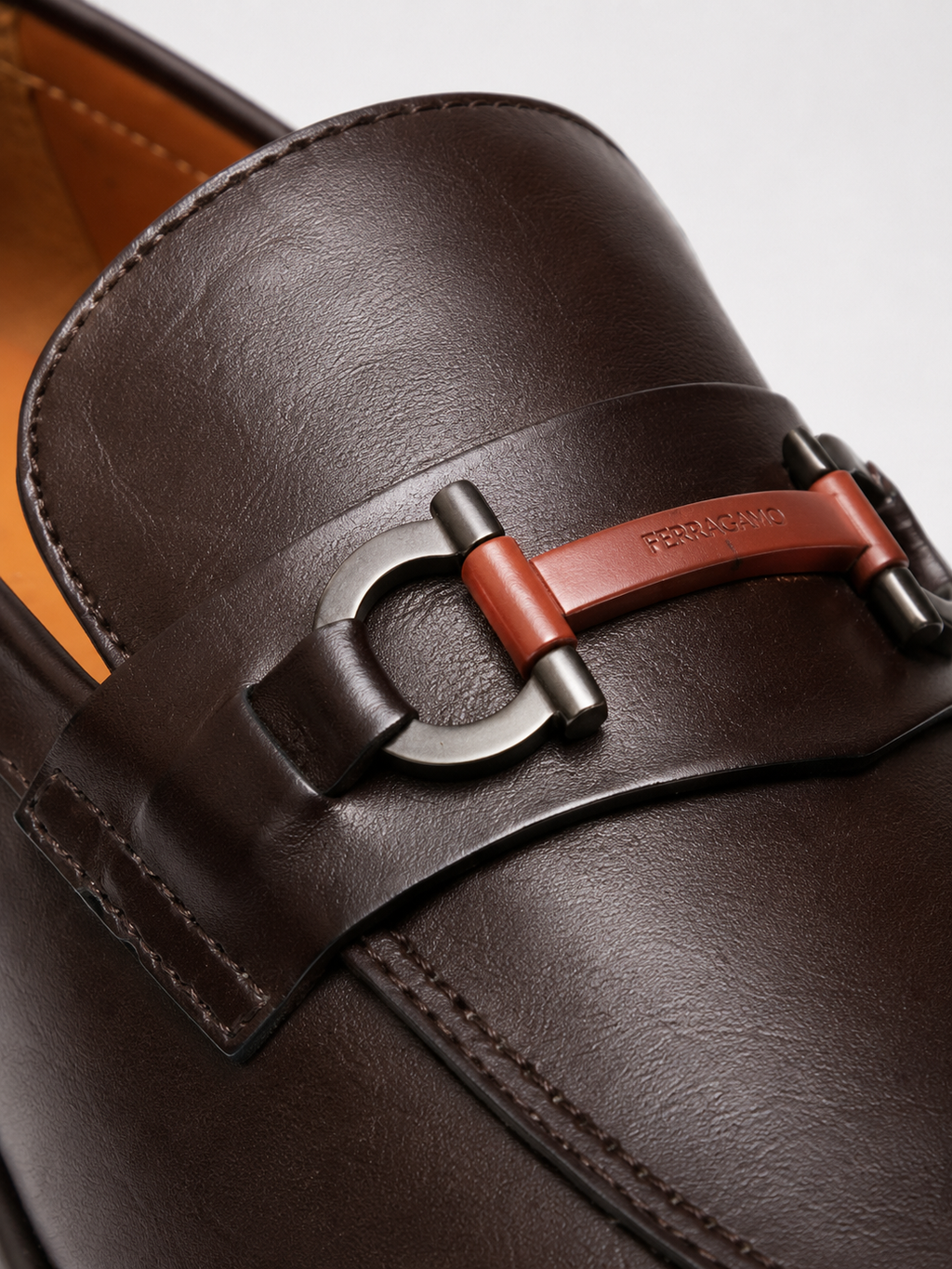 NOBLE Signature Bar Leather Loafer