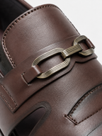 NOBLE Signature Roman Sandals