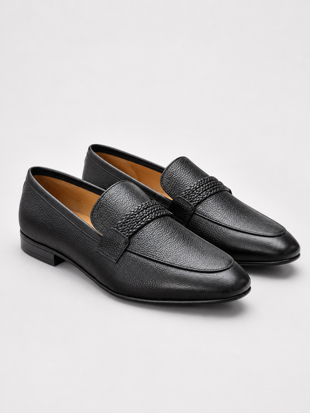 NOBLE Braided Strap Leather Loafer