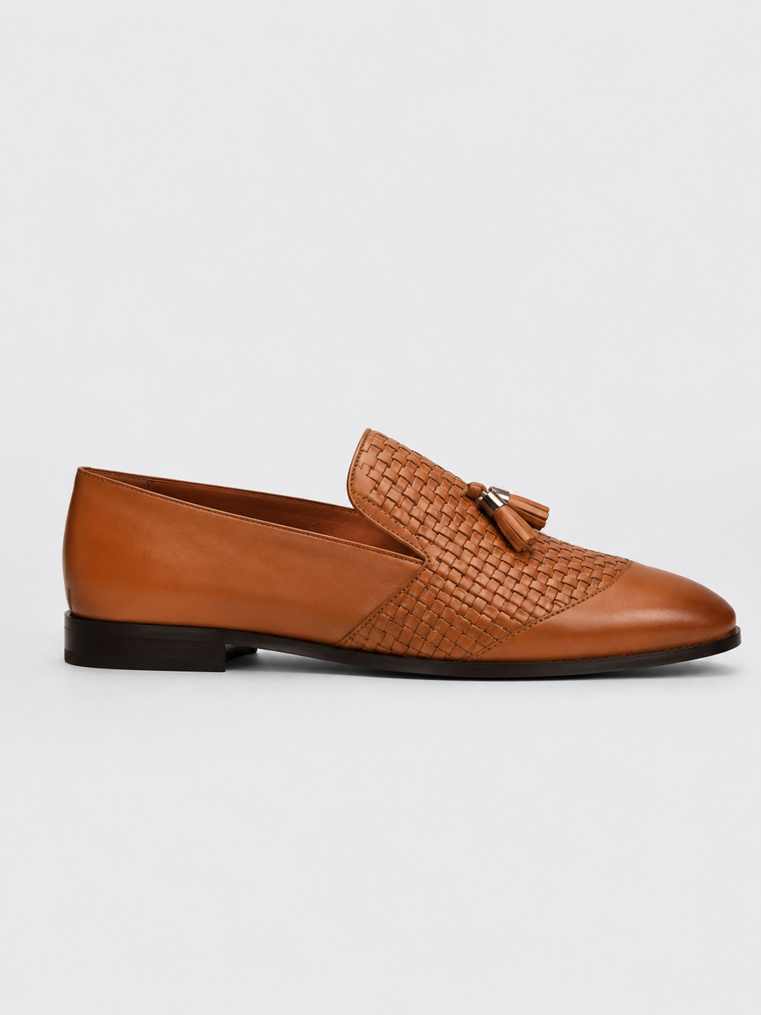 NOBLE Woven Tassel Loafers